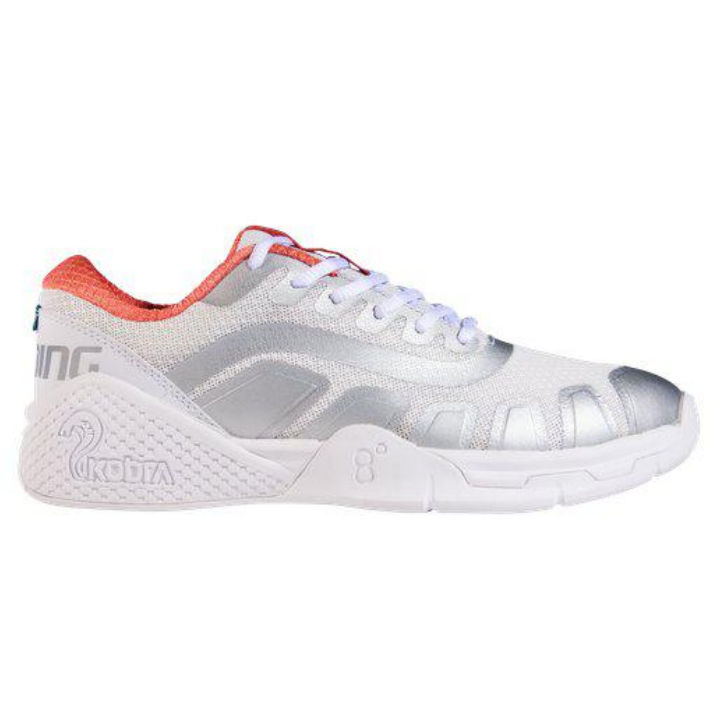 my wife does not want a mesh upper. Is there mesh in this shoe?